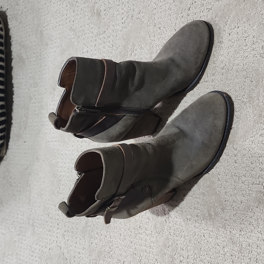 Ivanka Trump Boots